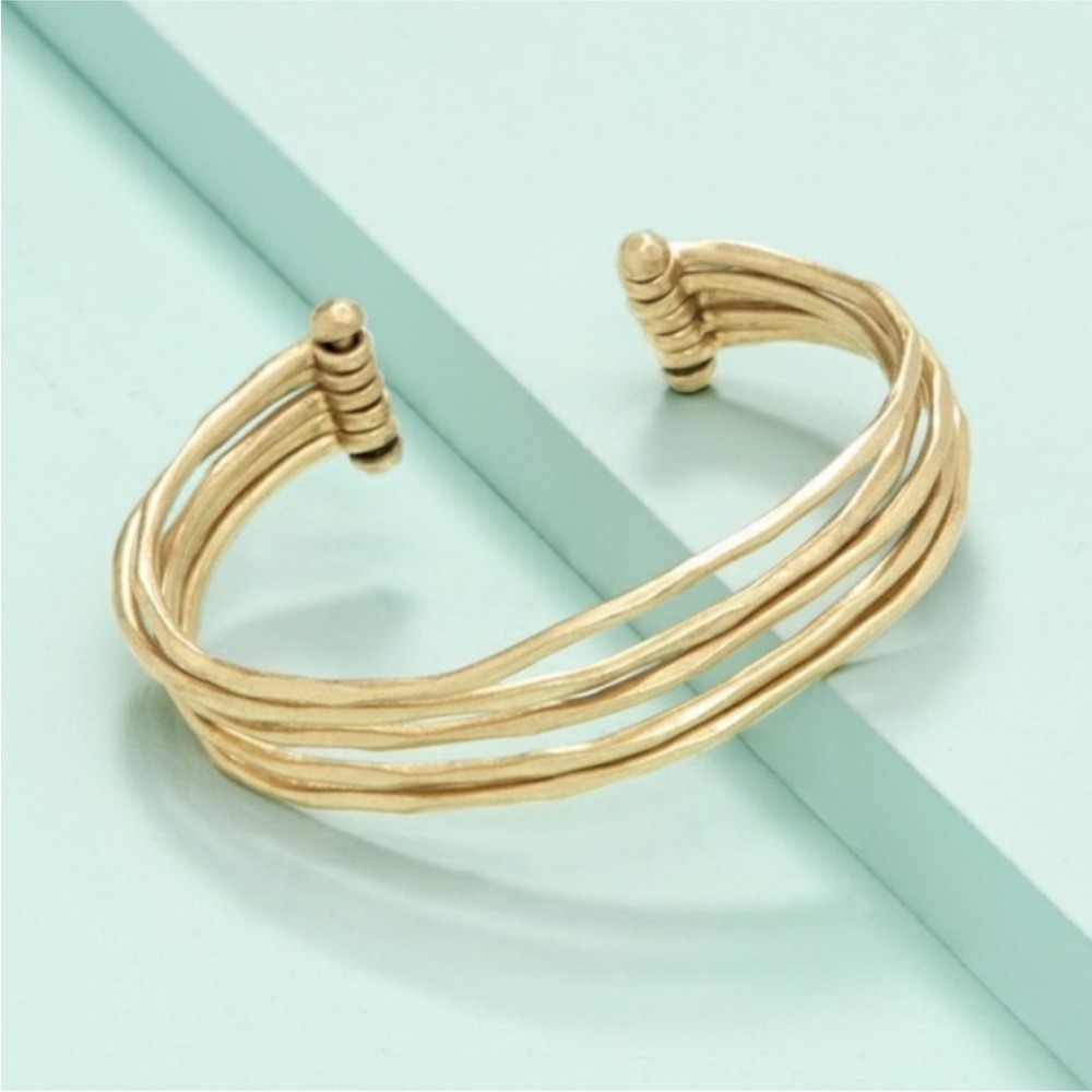 Stella and Dot Gold Quinn Cuff BNIB